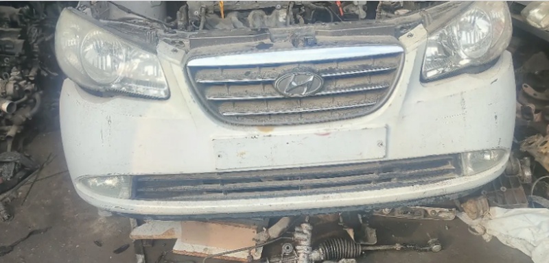 Передний Бампер Hyundai Avante 2008